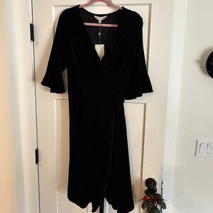 NEW Black Velvet Above Knee Dress 14-16 L